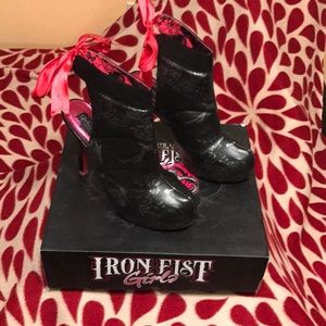 Black heels with pink tie bows